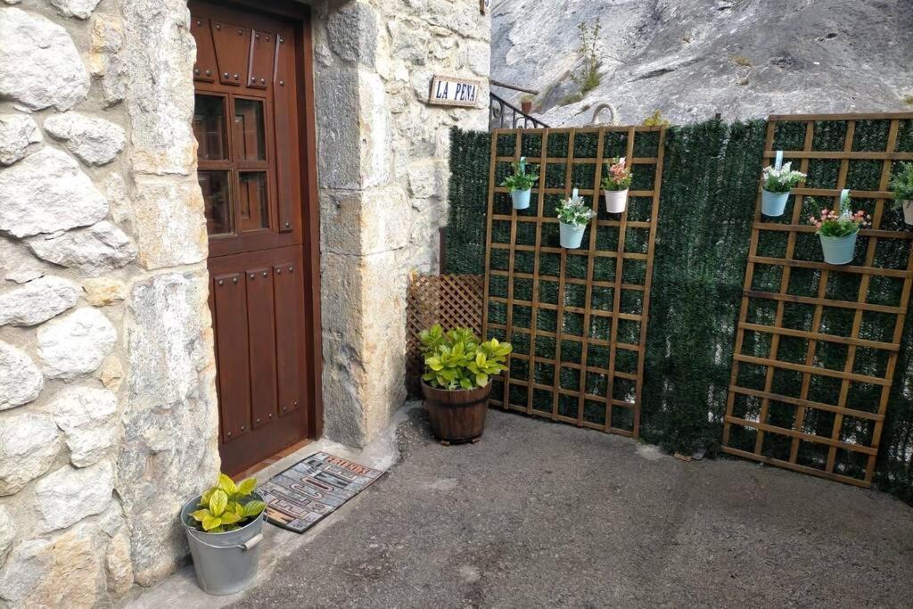 Casa Rural La Pena En Unquera Eksteriør bilde